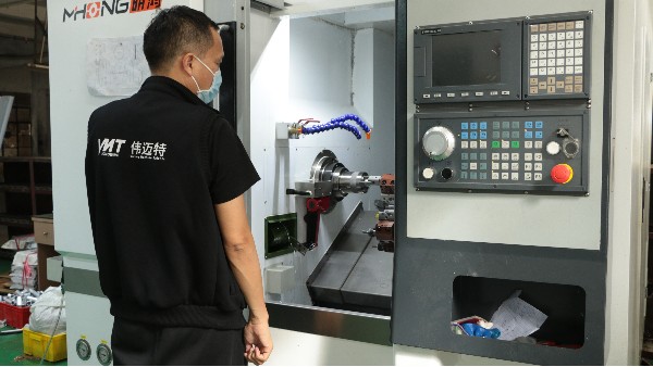 数控车床加工中如何保证工件的精度和质量-深圳伟迈特