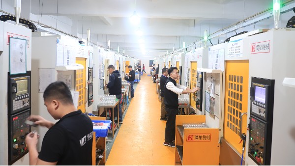 不锈钢紧固件自动车床加工定制厂家-深圳伟迈特