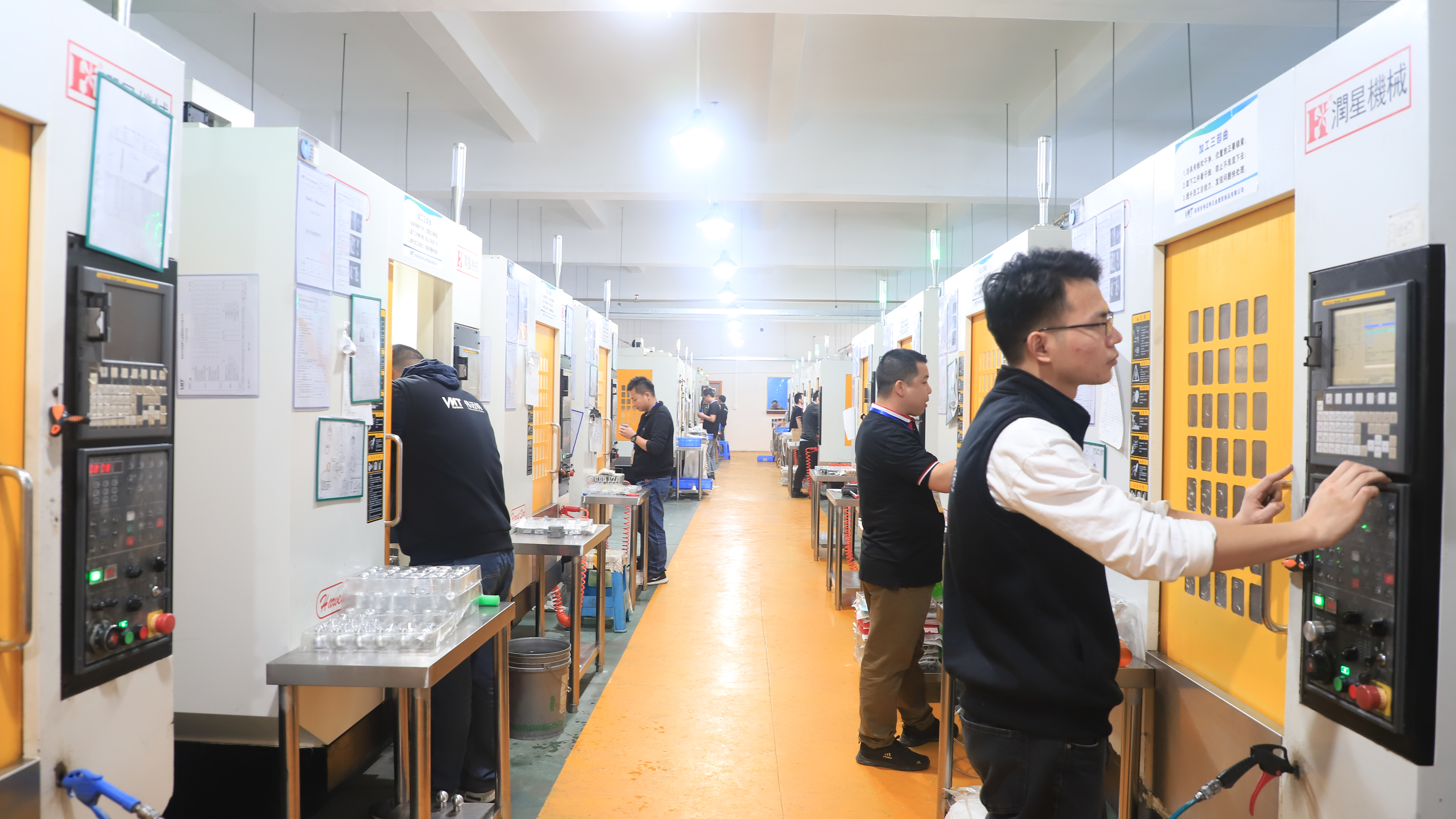 CNC精密零件加工行业发展前景-深圳伟迈特