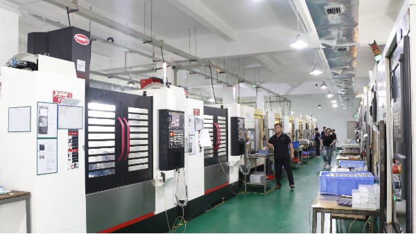为什么选择伟迈特CNC加工厂家进行定制化加工服务？