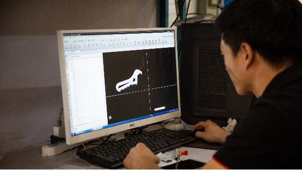 cnc加工价格估算方法有哪些-深圳伟迈特