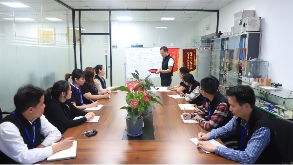 五轴CNC加工：质量与效率的博弈，哪个才是盈利关键？